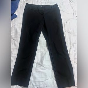 The limited black straight leg crop capri Size 6